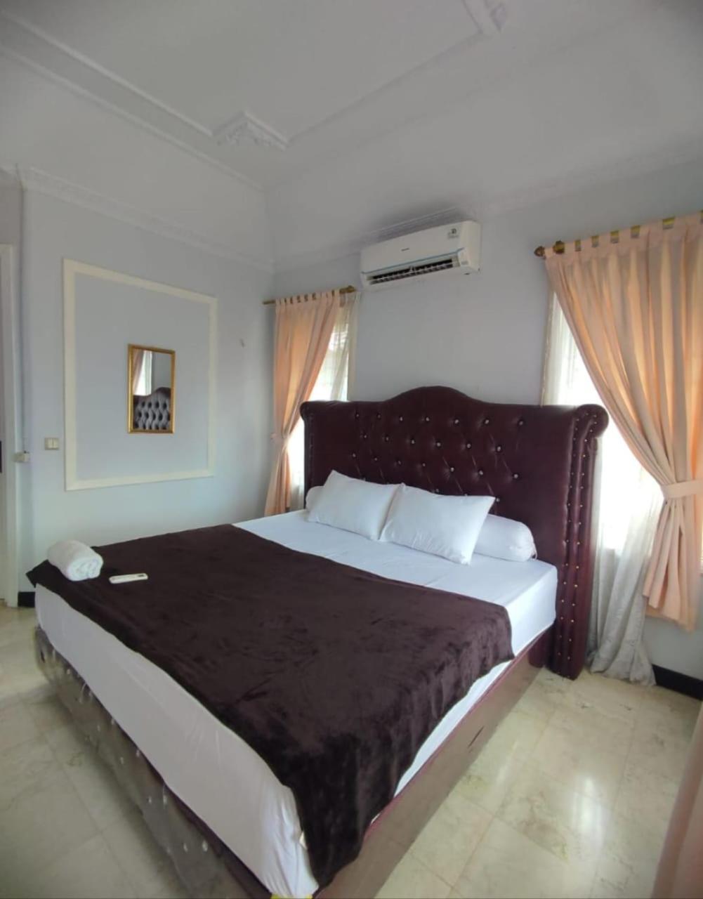 Vila Princess,Sentul 4Bedroom Dan Tenda Camping,Private Pool, Tenis Meja, Mini Billiard, Karaoke, Ayunan,Bbq, 08Satu3 80Satu6 4Satu5Satu Bogor Exteriér fotografie