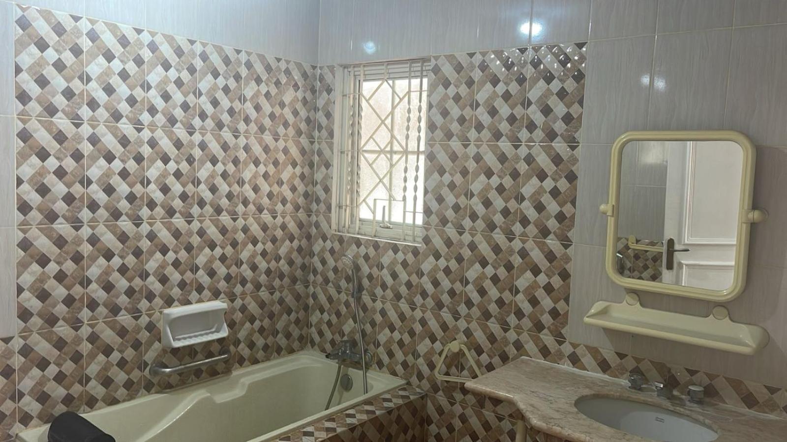Vila Princess,Sentul 4Bedroom Dan Tenda Camping,Private Pool, Tenis Meja, Mini Billiard, Karaoke, Ayunan,Bbq, 08Satu3 80Satu6 4Satu5Satu Bogor Exteriér fotografie