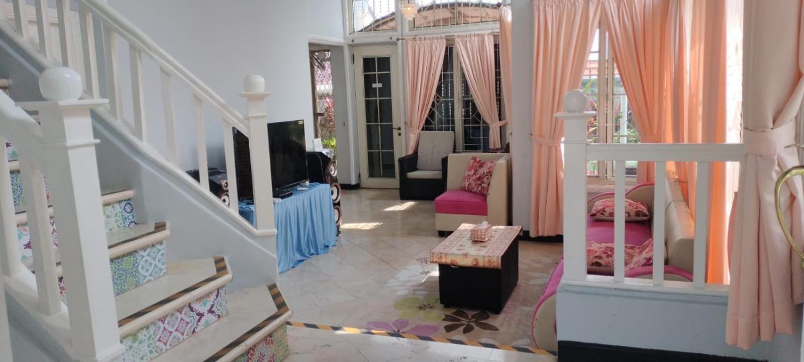 Vila Princess,Sentul 4Bedroom Dan Tenda Camping,Private Pool, Tenis Meja, Mini Billiard, Karaoke, Ayunan,Bbq, 08Satu3 80Satu6 4Satu5Satu Bogor Exteriér fotografie