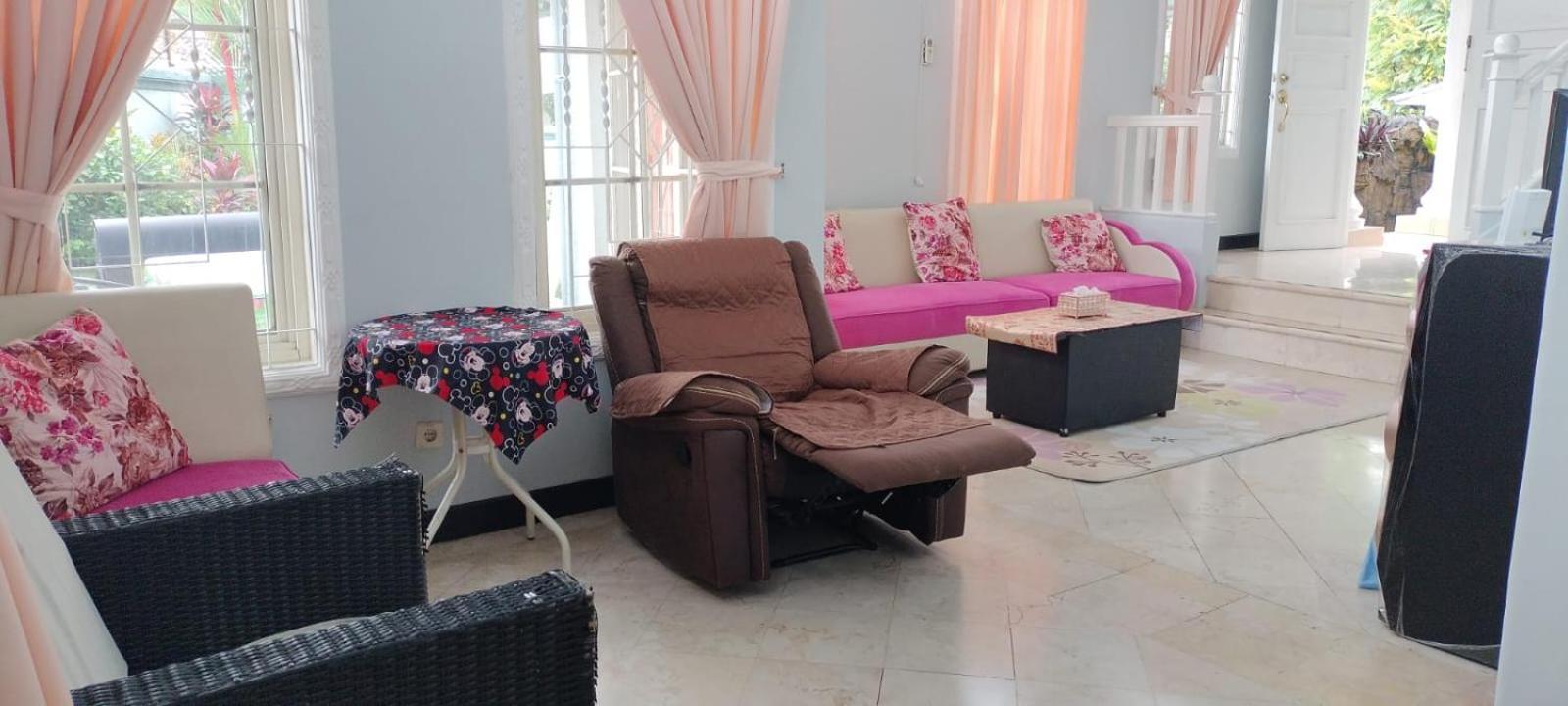 Vila Princess,Sentul 4Bedroom Dan Tenda Camping,Private Pool, Tenis Meja, Mini Billiard, Karaoke, Ayunan,Bbq, 08Satu3 80Satu6 4Satu5Satu Bogor Exteriér fotografie