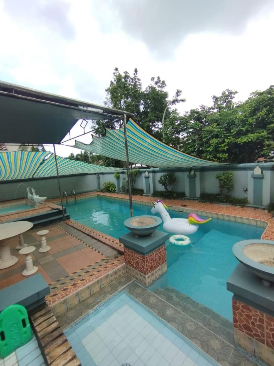 Vila Princess,Sentul 4Bedroom Dan Tenda Camping,Private Pool, Tenis Meja, Mini Billiard, Karaoke, Ayunan,Bbq, 08Satu3 80Satu6 4Satu5Satu Bogor Exteriér fotografie