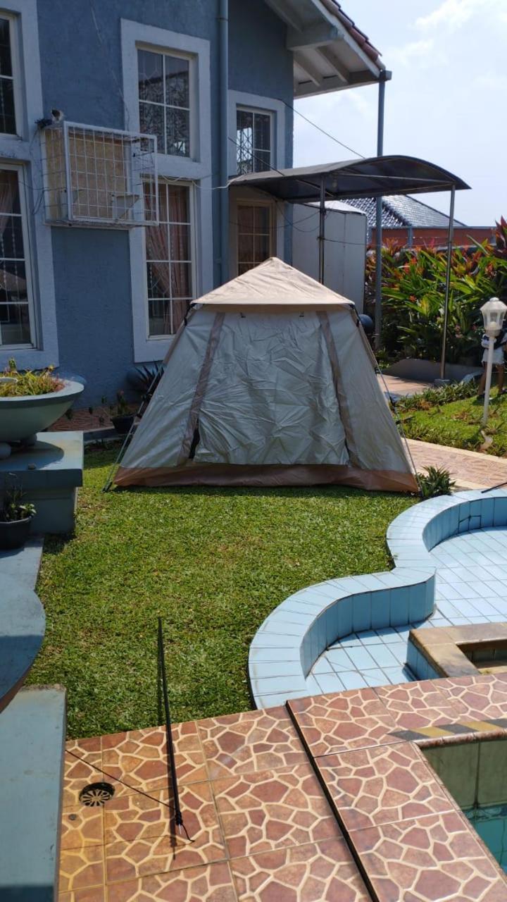 Vila Princess,Sentul 4Bedroom Dan Tenda Camping,Private Pool, Tenis Meja, Mini Billiard, Karaoke, Ayunan,Bbq, 08Satu3 80Satu6 4Satu5Satu Bogor Exteriér fotografie