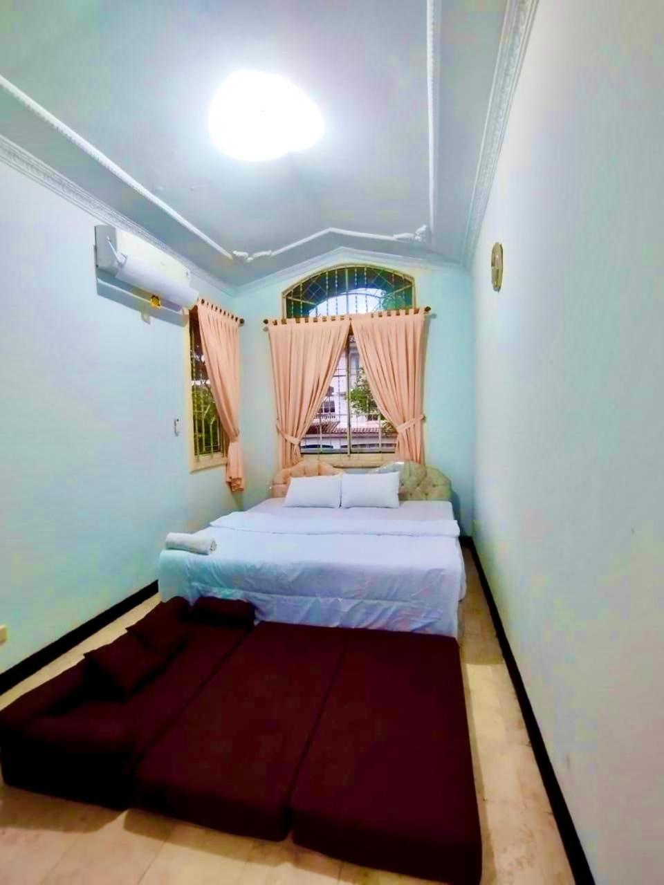 Vila Princess,Sentul 4Bedroom Dan Tenda Camping,Private Pool, Tenis Meja, Mini Billiard, Karaoke, Ayunan,Bbq, 08Satu3 80Satu6 4Satu5Satu Bogor Exteriér fotografie