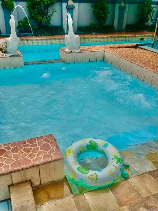 Vila Princess,Sentul 4Bedroom Dan Tenda Camping,Private Pool, Tenis Meja, Mini Billiard, Karaoke, Ayunan,Bbq, 08Satu3 80Satu6 4Satu5Satu Bogor Exteriér fotografie