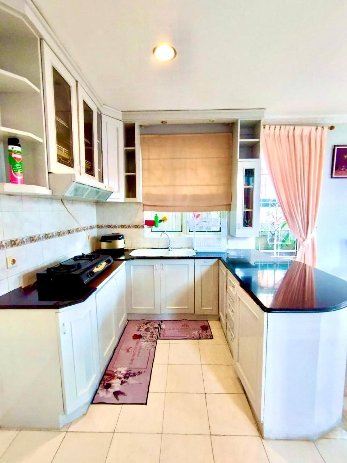 Vila Princess,Sentul 4Bedroom Dan Tenda Camping,Private Pool, Tenis Meja, Mini Billiard, Karaoke, Ayunan,Bbq, 08Satu3 80Satu6 4Satu5Satu Bogor Exteriér fotografie